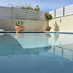 Tatil Evi Daffodil Mini With Private Infinity Pool *