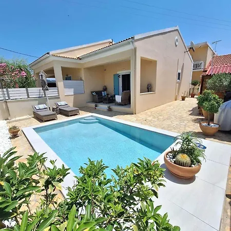 Daffodil Mini With Private Infinity Pool Agios Georgios (Corfu)