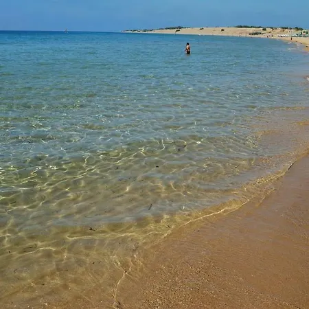 Daffodil Mini With Private Infinity Pool Сasa de vacaciones *