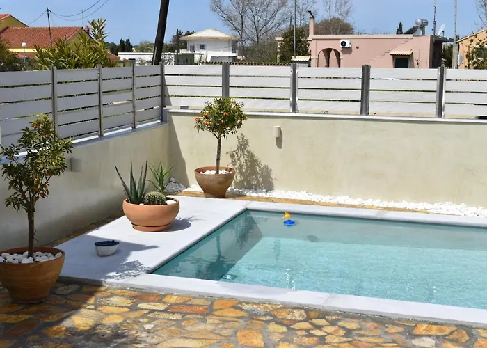 Daffodil Mini With Private Infinity Pool Case de vacanță Agios Georgios (Corfu)