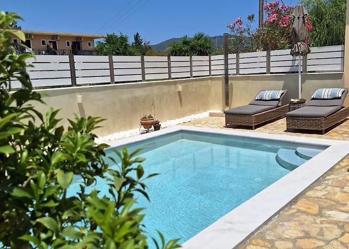 Daffodil Mini With Private Infinity Pool *